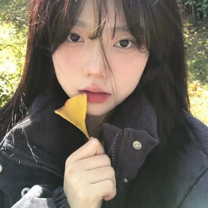 默默